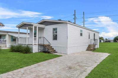 Mobile Home at 6651 Hidden Oaks Drive North Fort Myers, FL 33917