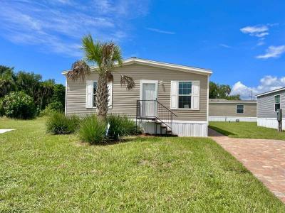 Mobile Home at 16821 Oak Leaf Court North Fort Myers, FL 33917