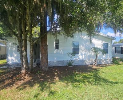 Photo 4 of 17 of home located at 2207 Walden Pond Dr Lake Wales, FL 33898