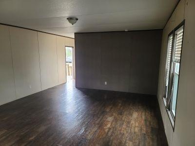 Photo 3 of 20 of home located at 338 Reoh Rd Victoria, TX 77905