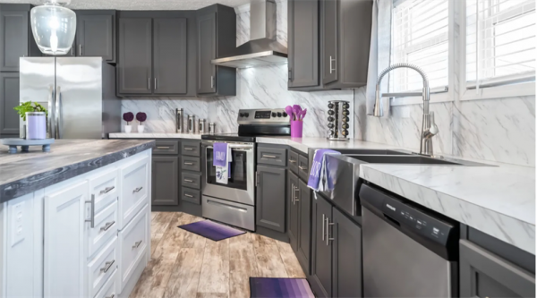 2025 
Savannah Living  Stella  Home