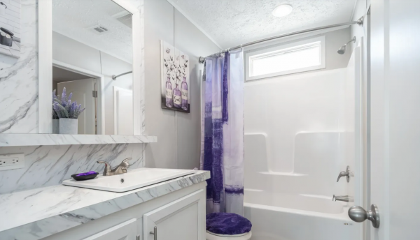 2025 
Savannah Living  Stella  Home
