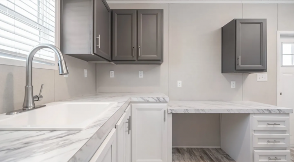 2025 
Savannah Living  Stella  Home
