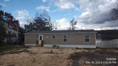 Mobile Home at 220 Bluegill Loop De Funiak Sprin, FL 32433