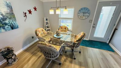 Photo 3 of 18 of home located at 9180 W Forest View Drive Homosassa, FL 34448