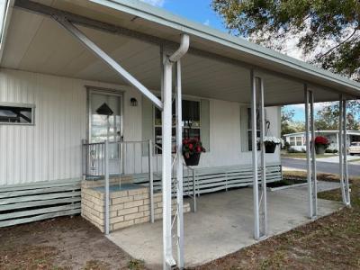 Photo 5 of 7 of home located at 1108 Fountainview South Lakeland, FL 33809