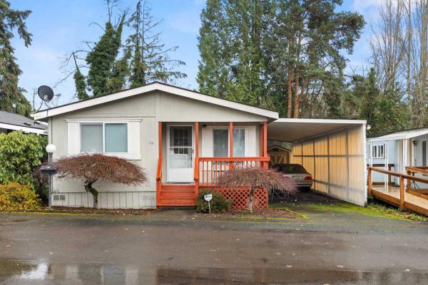 Photo 1 of 2 of home located at 3500 SE Concord Rd, Spc. 45 Milwaukie, OR 97267