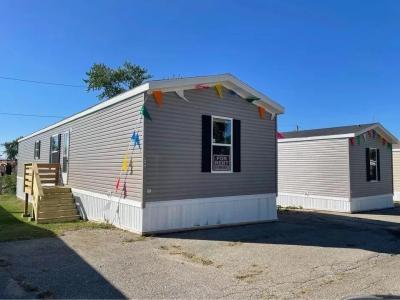 Mobile Home at 400 Lindale Dr Marion, IA 52302