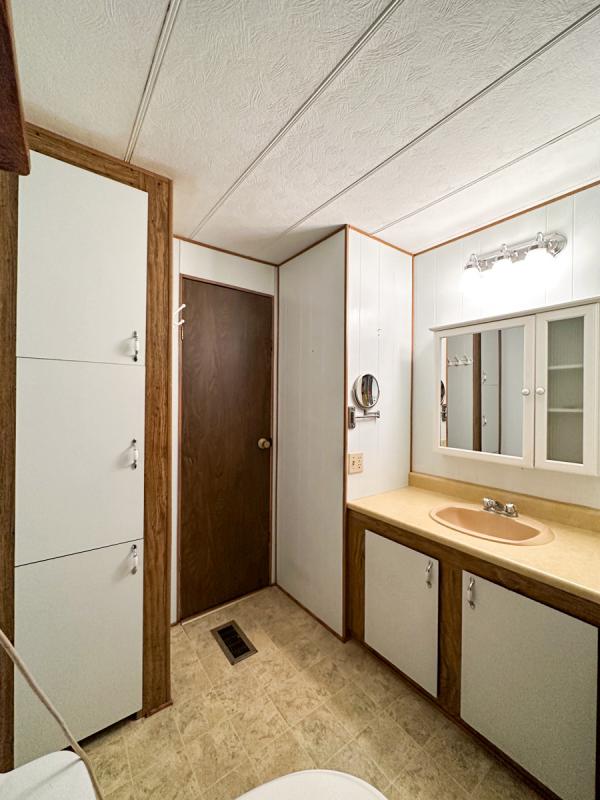 1975 Fuqua Mobile Home