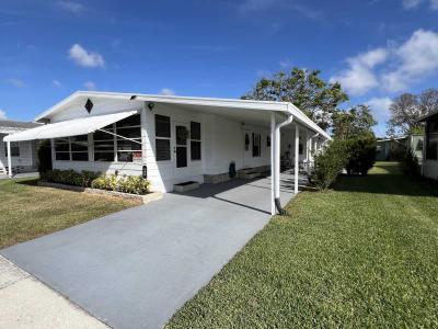 Photo 4 of 20 of home located at 1000 Walker St Lot 139 Holly Hill, FL 32117