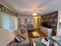 1980 PARK Manufactured Home