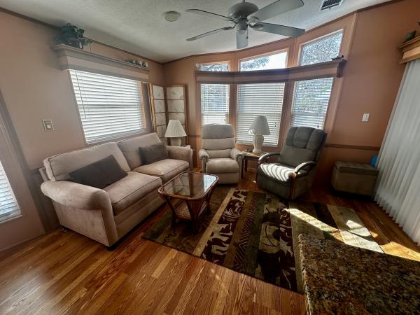 2004 Chariot Mobile Home