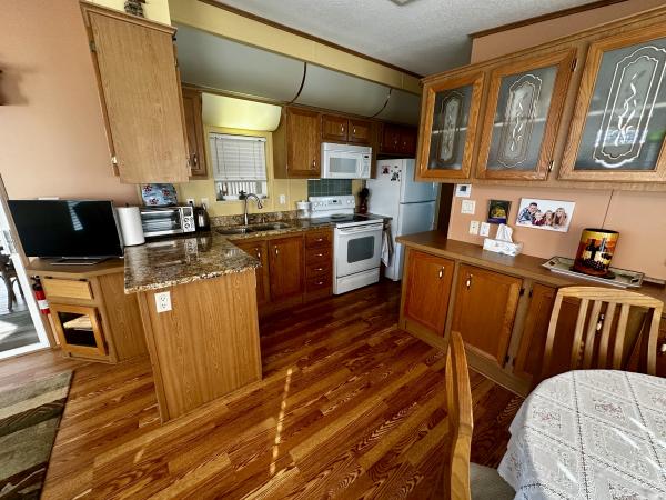 2004 Chariot Mobile Home