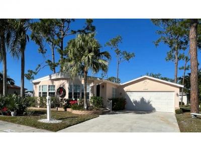 Mobile Home at 770 Via Del Sol North Fort Myers, FL 33903