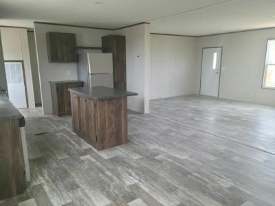 Photo 4 of 5 of home located at 4314 South Hwy 27, #71 Sulphur, LA 70665