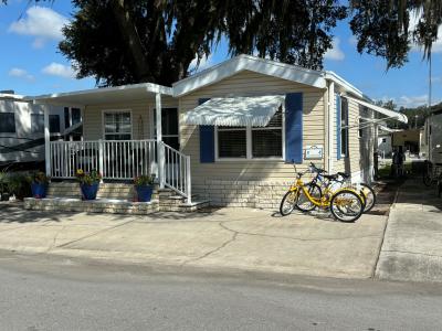 Photo 3 of 14 of home located at 37543 Birchcrest Lane Zephyrhills, FL 33541