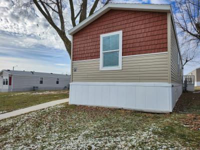 Mobile Home at 1922 Gretchen Drive SW Lot 162 Cedar Rapids, IA 52404