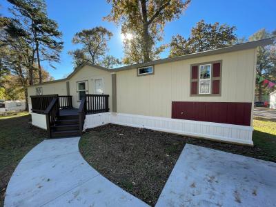 Mobile Home at 1010 Frostwood Huntsville, TX 77340