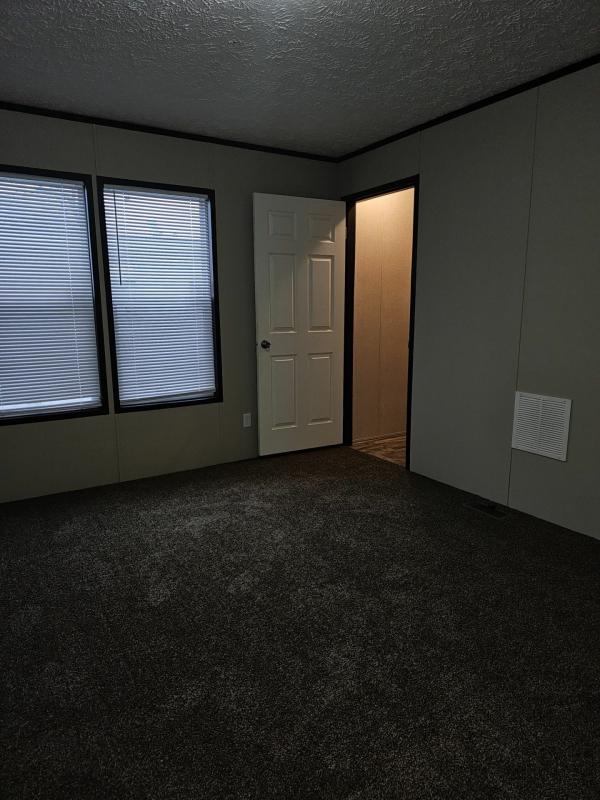 Photo 1 of 2 of home located at 25151 Dequindre #47 Madison Heights, MI 48071