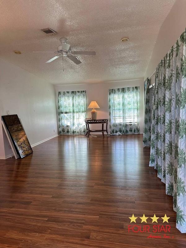 1993 Palm Harbor  Home
