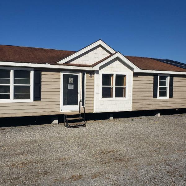 2000 Oakwood Mobile Home For Sale