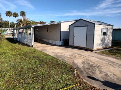 Photo 2 of 8 of home located at 1307 S Parrott Ave Lot 58 Okeechobee, FL 34974