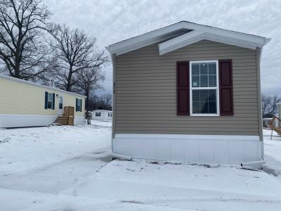 Mobile Home at 272 W Glengarry Ct Highland, MI 48357