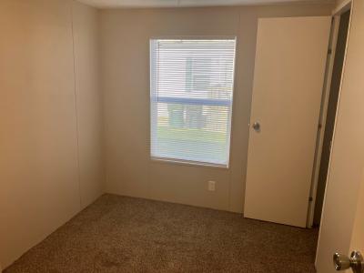 Photo 5 of 9 of home located at 3805 Windmill Rd Muncie, IN 47303