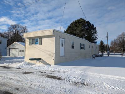 Photo 2 of 11 of home located at 927 Miller Street, Site # 1 Kewaunee, WI 54216