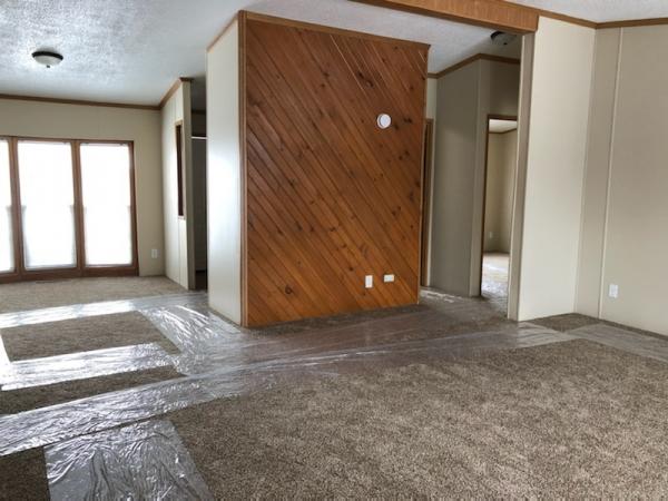 1997 Commodore 255 Mobile Home For Sale