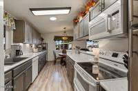 1984 Golden West Home Doublewide / Ground Set  Manufactured Home