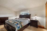 1984 Golden West Home Doublewide / Ground Set  Manufactured Home