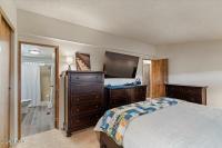 1984 Golden West Home Doublewide / Ground Set  Manufactured Home