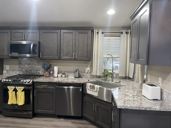 2005 Fleetwood 4603K Mobile Home