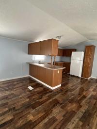 2000 Holly Park Manufactured Home