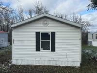 2000 Holly Park Manufactured Home