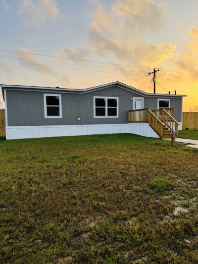 Mobile Home at 2020 Prarie Band Place Hockley, TX 77447