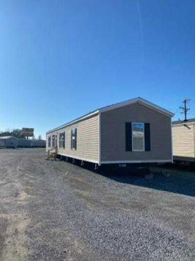 Mobile Home at 4700 NW Evangeline Thruway Carencro, LA 70520