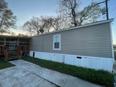 Mobile Home at 58565 Homestead Dr Plaquemine, LA 70764