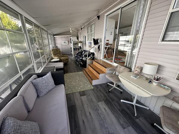 1993 Mobile Home