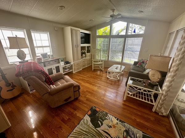 1993 Mobile Home