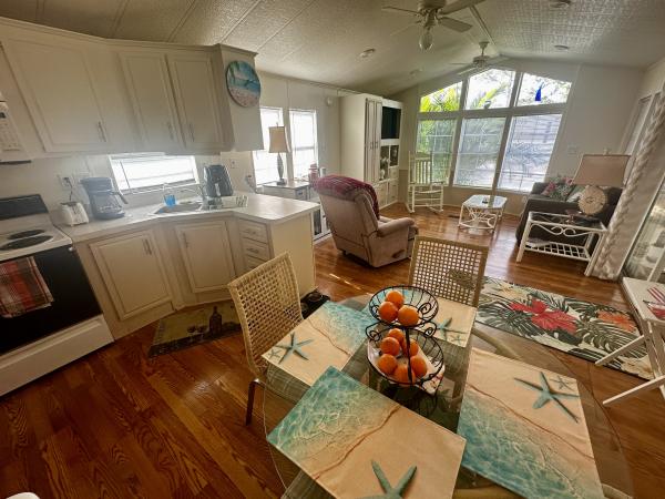 1993 Mobile Home