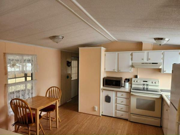 1986 COUN . Mobile Home