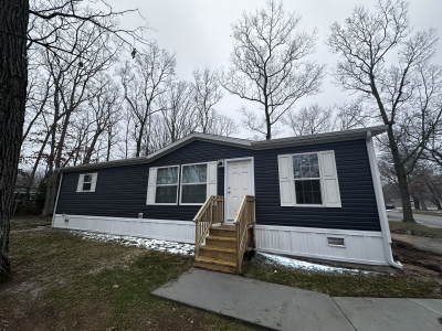 Mobile Home at 13800 River Haven Blvd Grand Haven, MI 49417