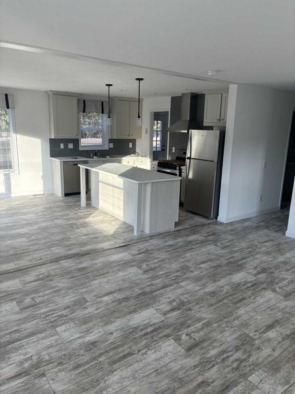 Photo 2 of 2 of home located at 1375 Estey Rd Beaverton, MI 48612