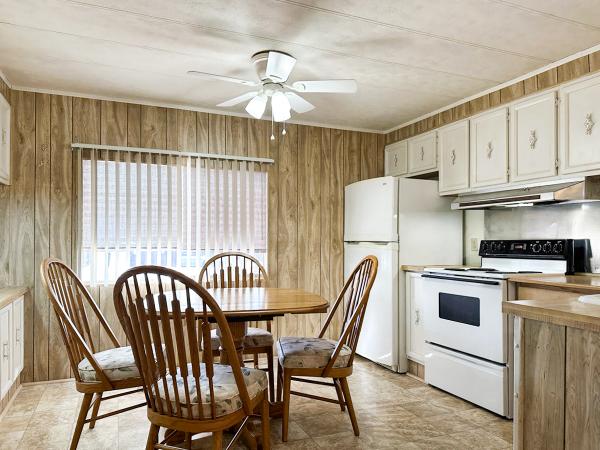 1977 DELMAR Manufactured Home
