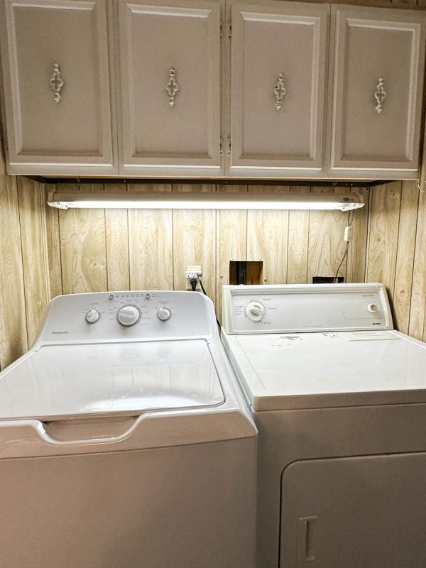 1977 DELMAR Manufactured Home