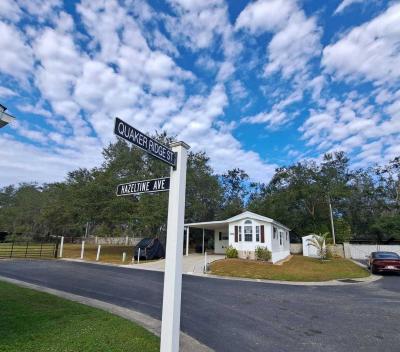 Mobile Home at 39635 Hazeltine Ave Zephyrhills, FL 33542