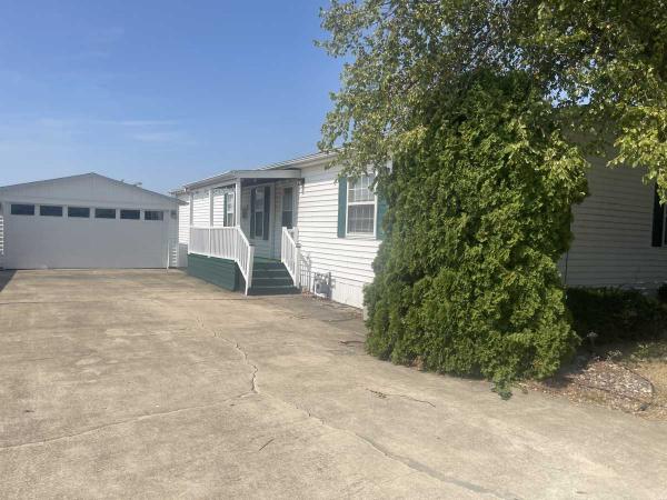 1995 Shamrock Mobile Home For Sale