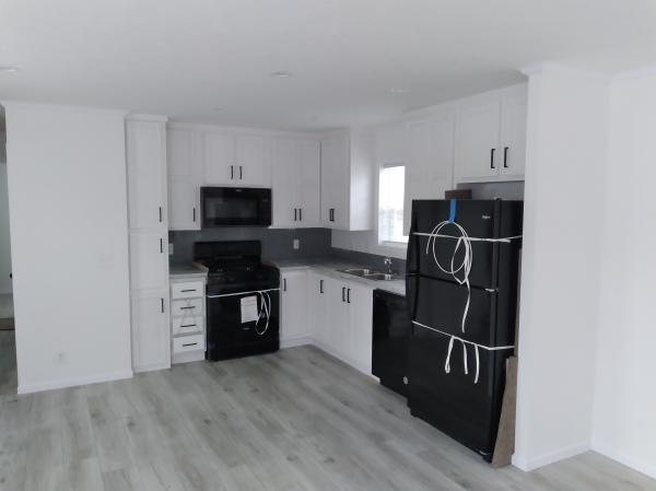 2025 Fairmont 430LE14662A Mobile Home